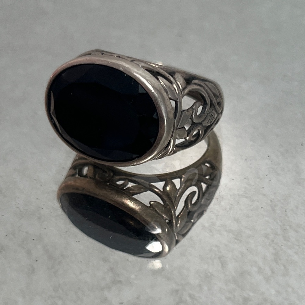 Silpada Filigree Sterling Ring with Deep Blue Stone